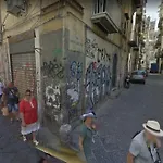 Lorenzo's Art - Spaccanapoli 2 Minuti * Naples