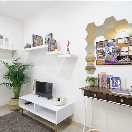 Lorenzo's Art - Spaccanapoli 2 Minuti شقة *