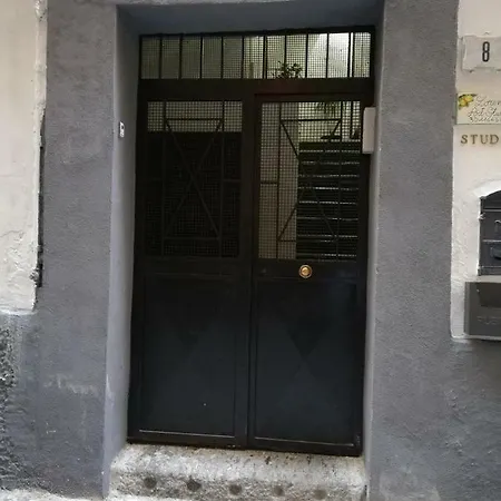 Lorenzo'S Art Studio - Spaccanapoli 2 Minuti *